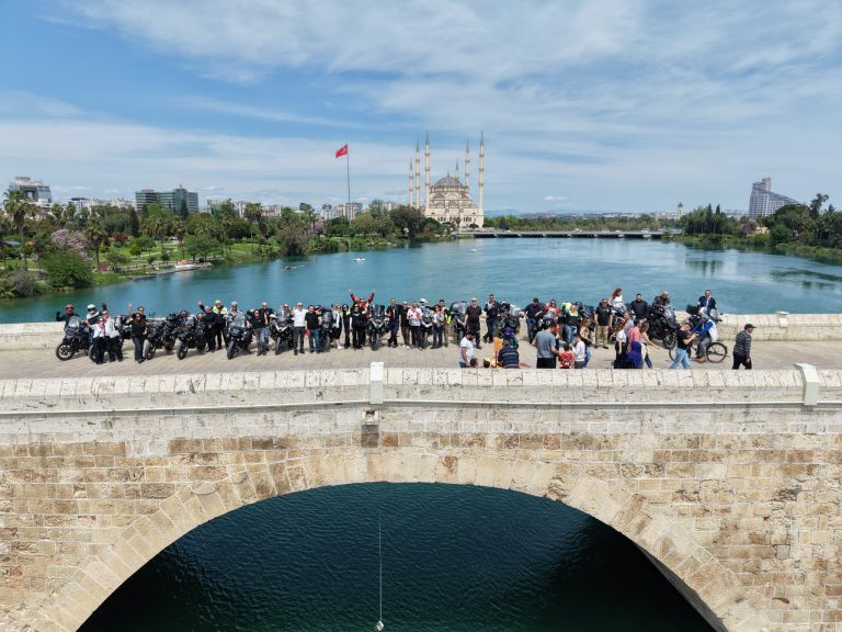 tarihi köprü-adana